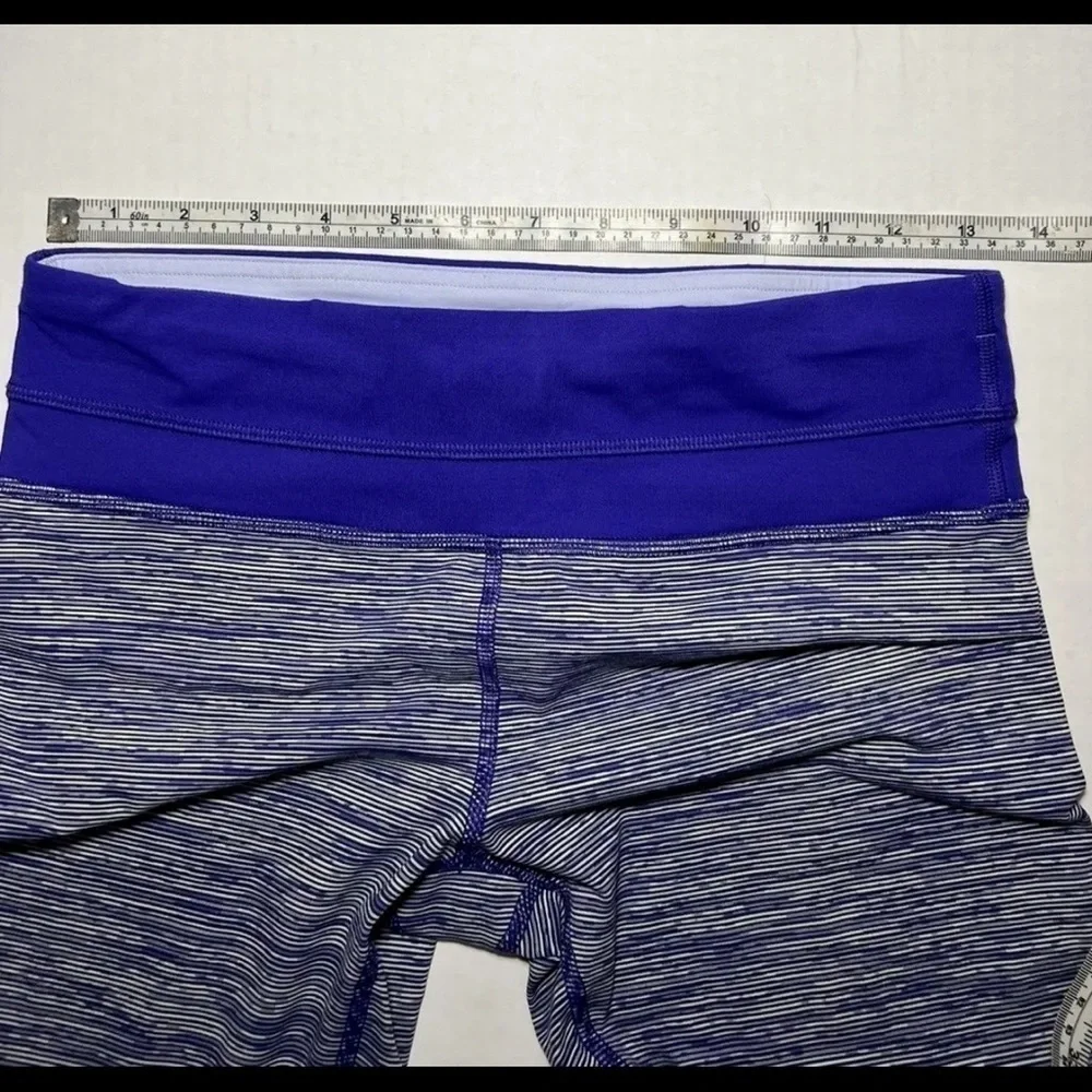 Lululemon Inspire Crop II Wee Are From Space Bruised Berry Capri Legging Size 6
